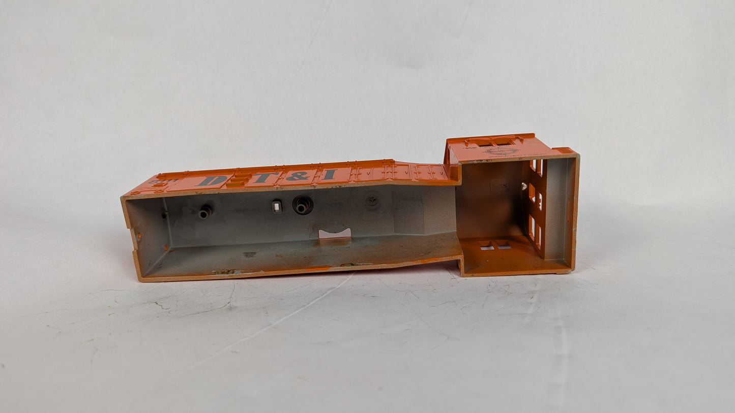 DT&I NW-2 Diesel Switcher (#6-8111, 1971-74) With Extra Shell