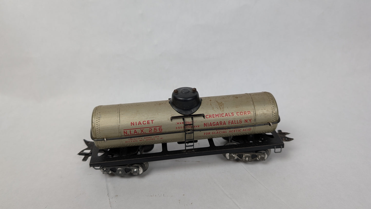 Marx's Stream Line Electric Train (#25000, 1948)