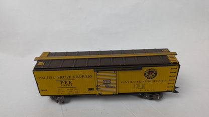 Marx's Stream Line Electric Train (#25000, 1948)